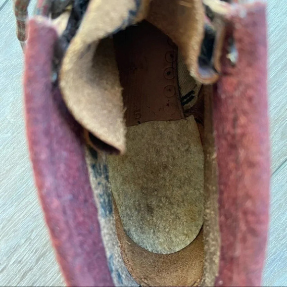 Antique Vintage Square Toe Leather Ski Boots - Picture 15 of 16